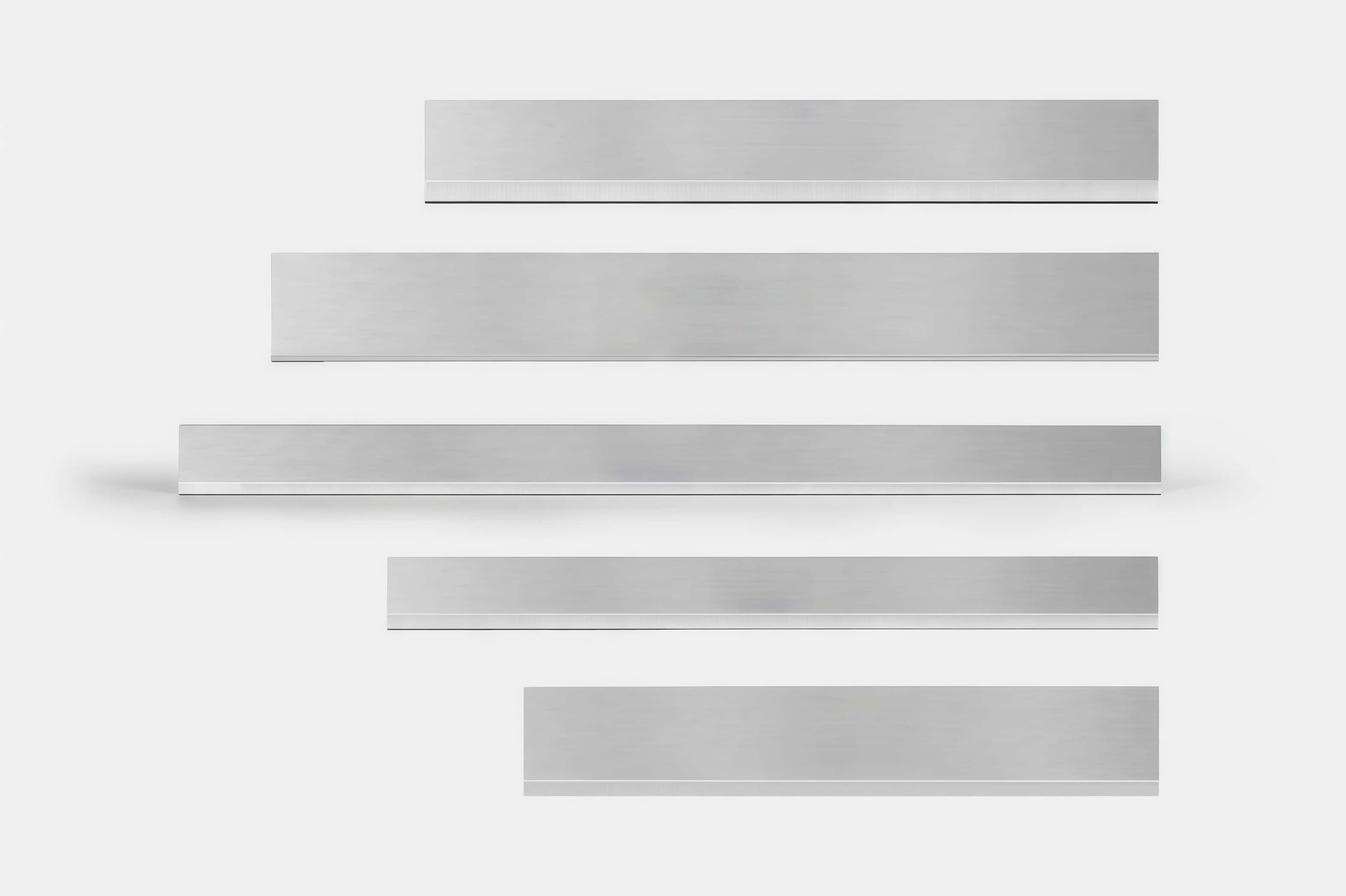 MLCC (Multi-Layer Ceramic Capacitor) knife blades